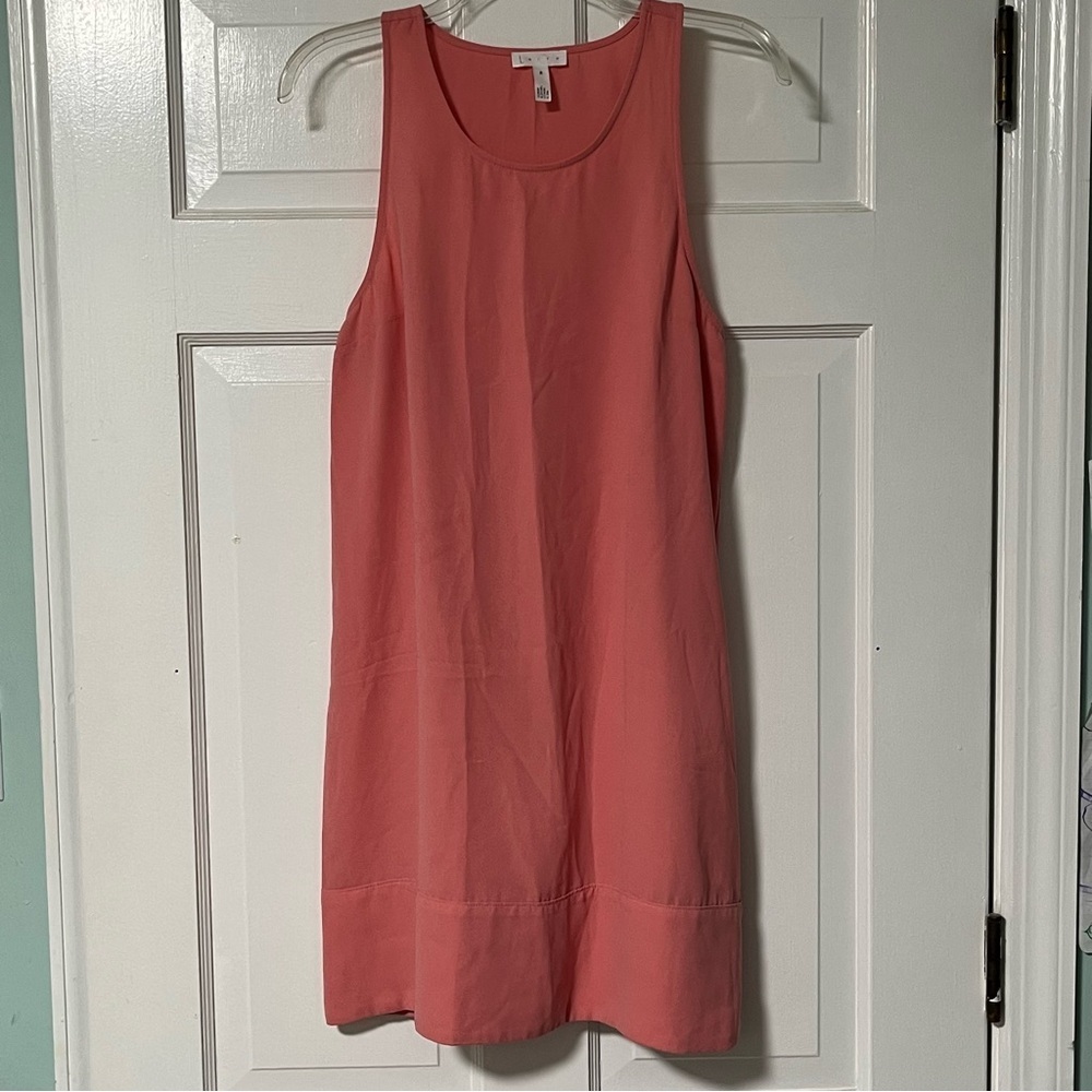 Leith Coral sleeveless satiny shift dress
